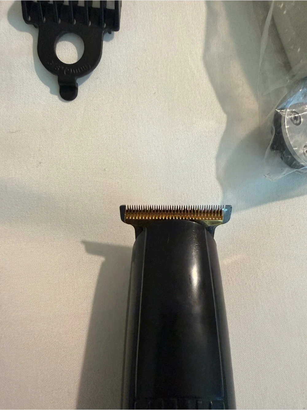 1 Wahl + 2 ConAir Trimmers + 2 Blend Friend Fade Combs + Thinning Scissors LOT